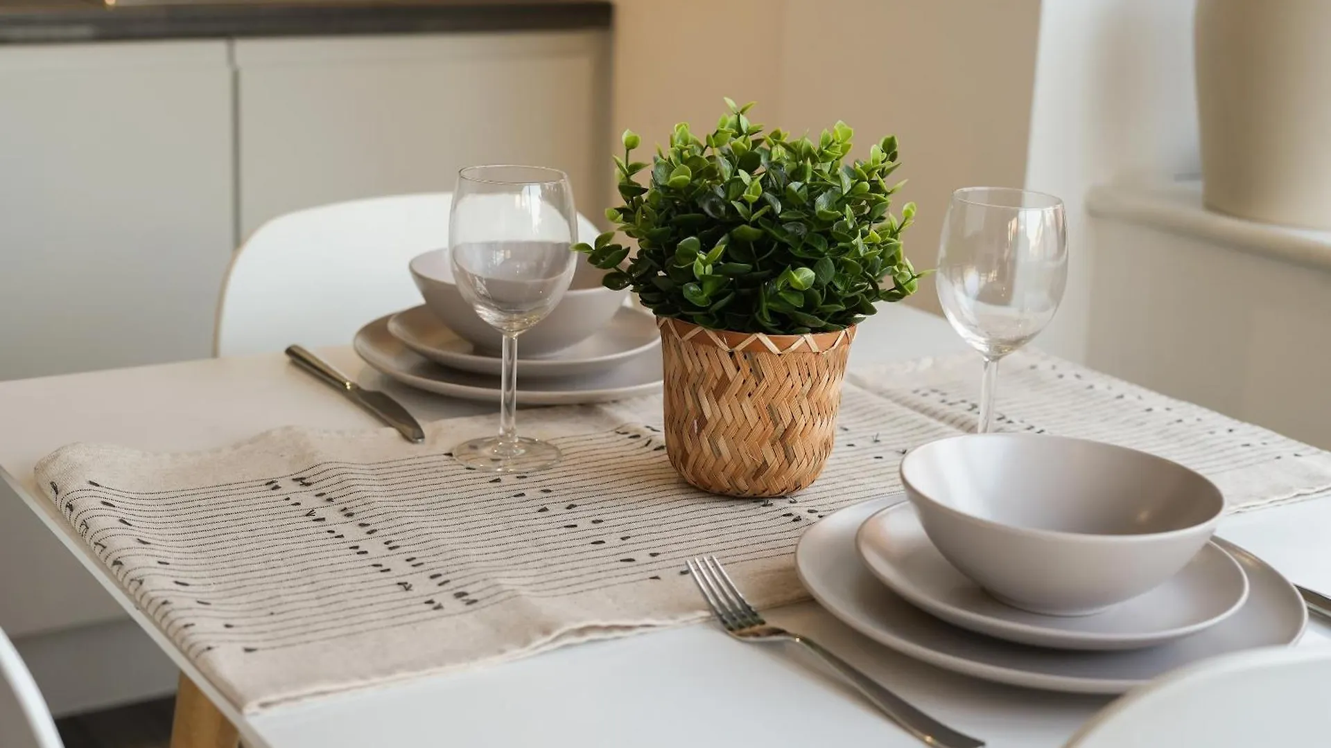 Cosy One Bedroom Apartment In Sheffield By Eason Stays Ideal For Weekend Getaways & Business Travellers - With Free Parking! 0*,