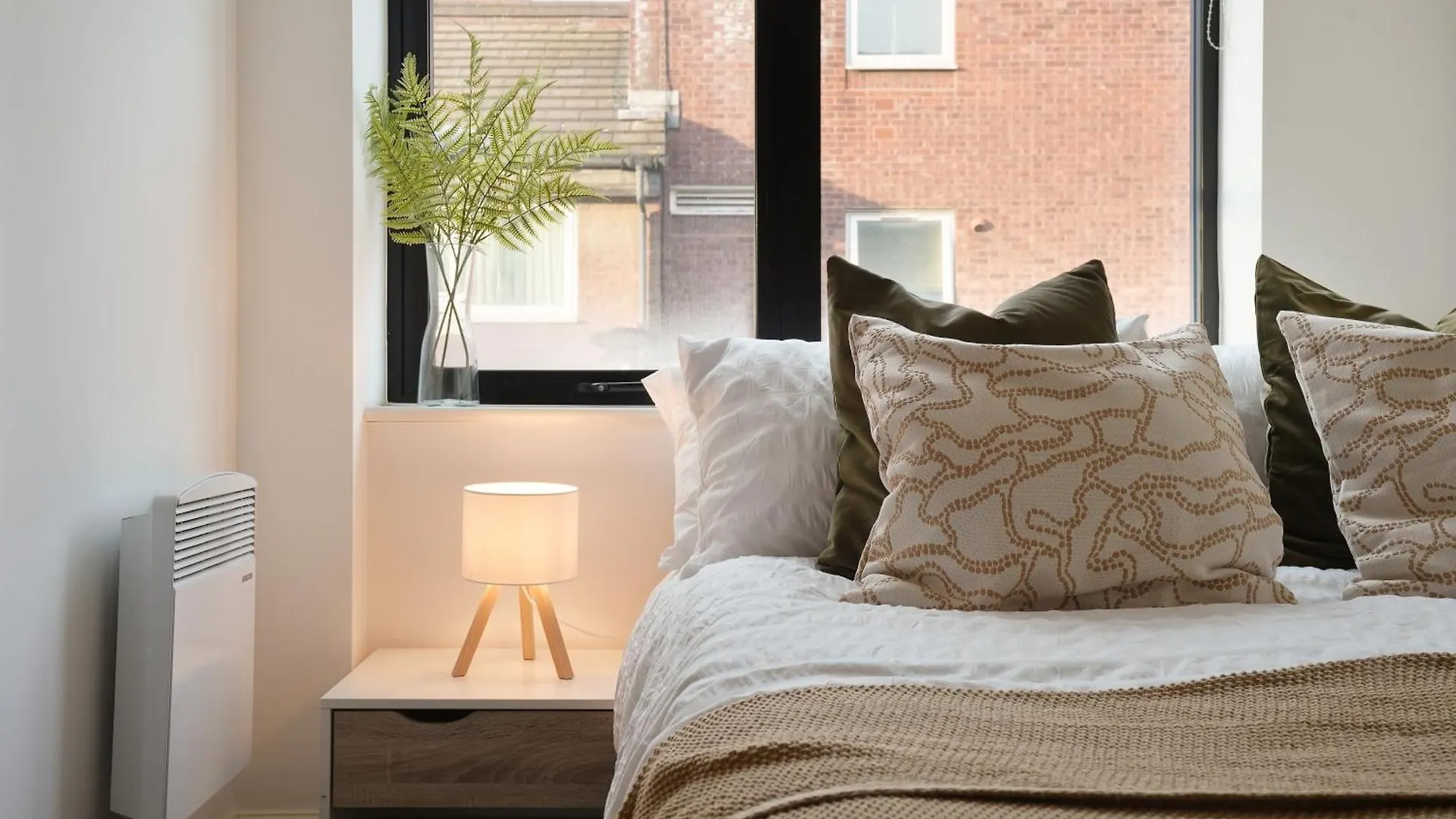 Cosy One Bedroom Apartment In Sheffield By Eason Stays Ideal For Weekend Getaways & Business Travellers - With Free Parking! Storbritannien